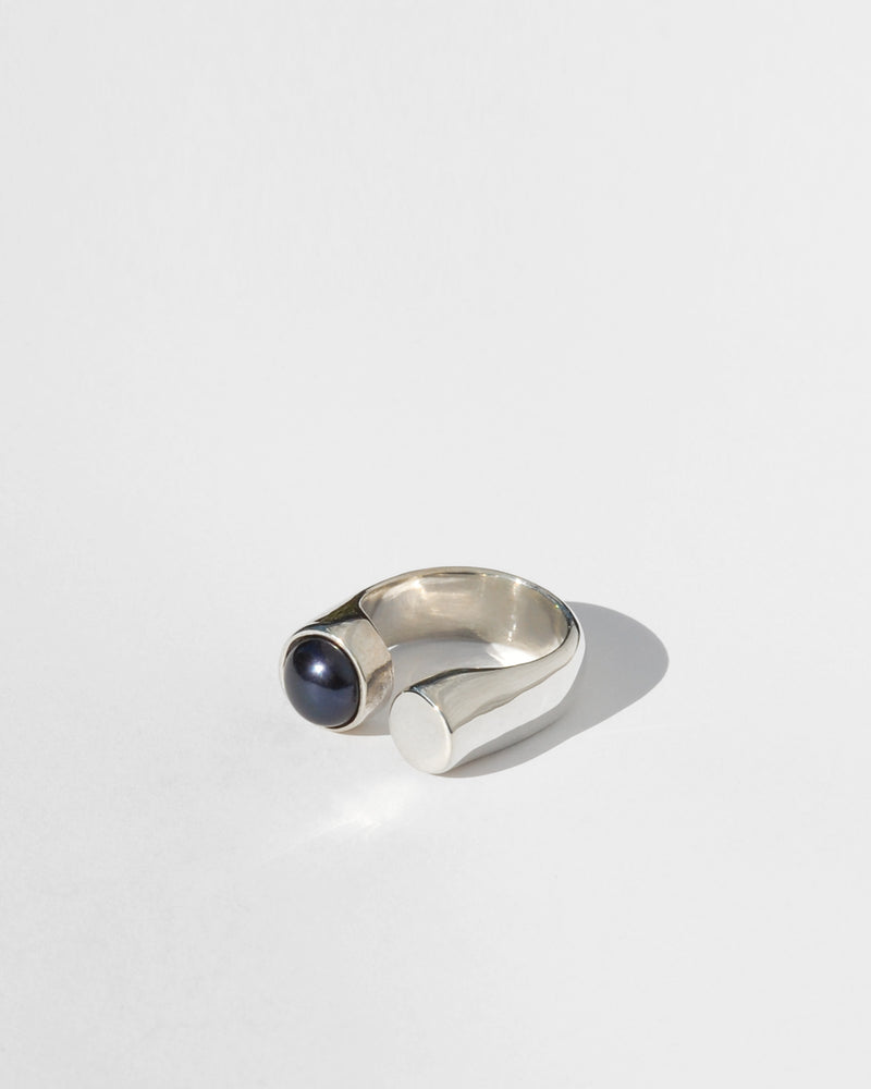 Libra Ring with Black Pearl