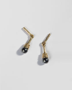 Alma Earrings in Hematite
