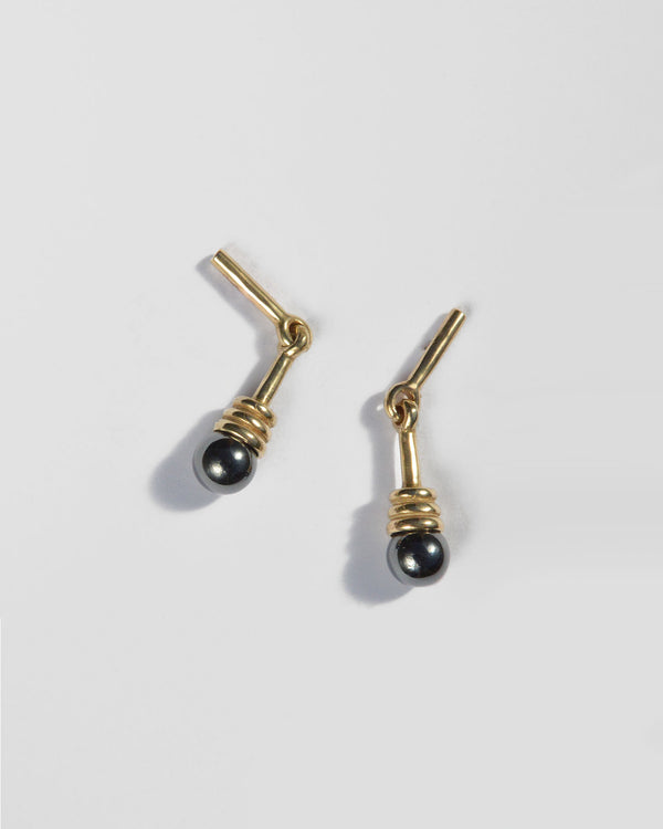 Alma Earrings in Hematite