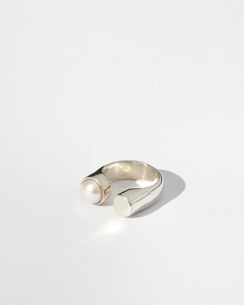 Libra Ring with White Pearl