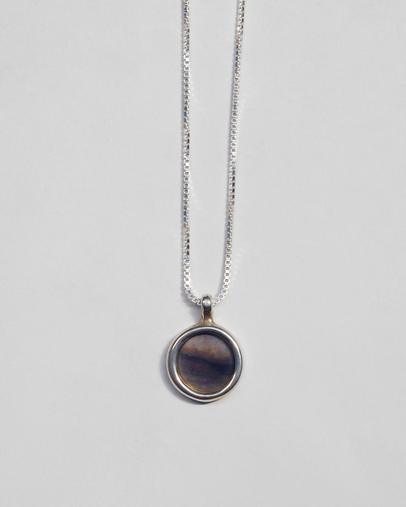 Mare Necklace in Grey Mother of Pearl