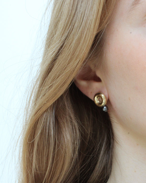 Anni Earrings in Hematite